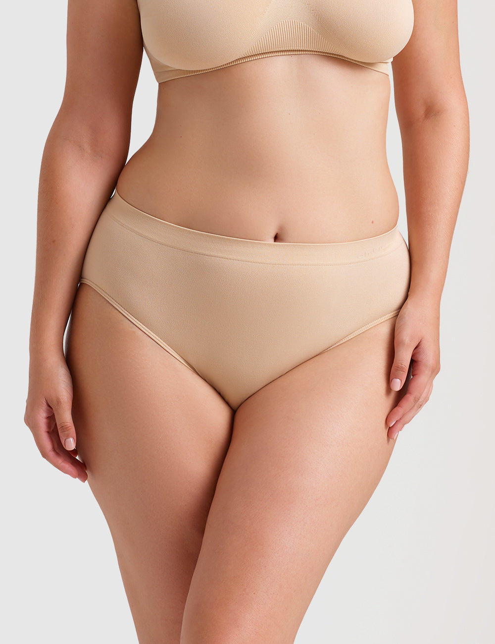 Curvesque Hi Cut - Nude - Ambra Corporation